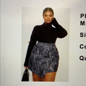 Grey snake print button detail wrap mini skirt